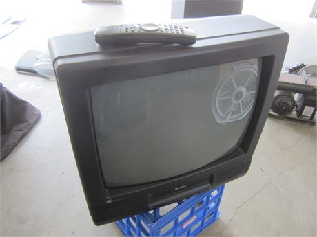 20 inch TV w/ built in VCR Works!
