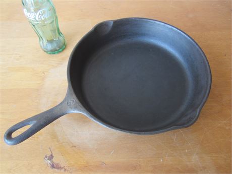 Wagnerware O 1058 Skillet Ready to use!!