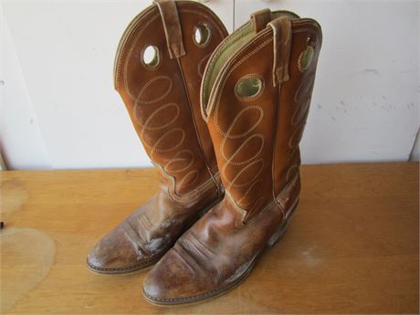 Cowboy Boots Size 10.5 Good shape