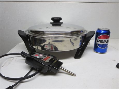 Saladmaster Skillet Super Nice!! Large! Ready to use!